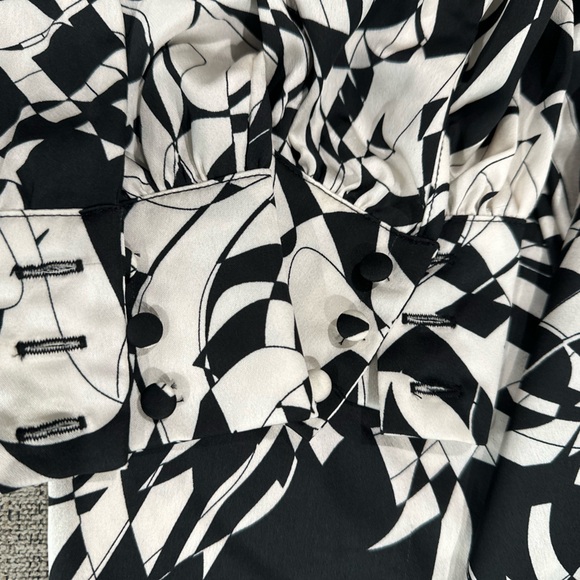 New Future Collective with Kahlana Barfield Brown asymmetrical a-line dress S - Picture 8 of 10